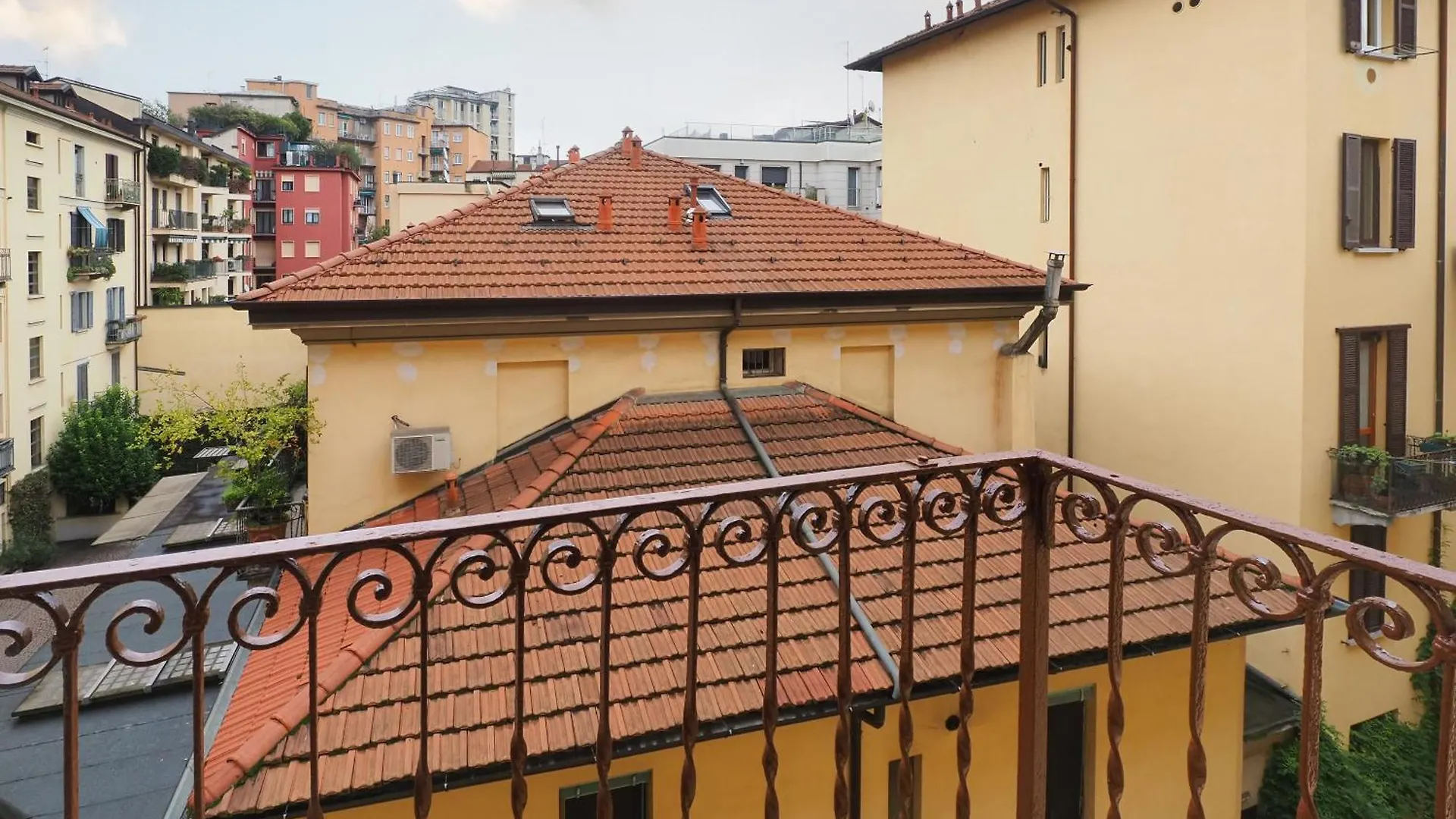 Melzo Premium Apartment Milano Porta Venezia 0*, Milan Italy